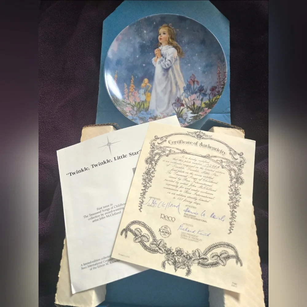 John McClelland 'Twinkle, Twinkle, Little Star' Collector Plate-NWT